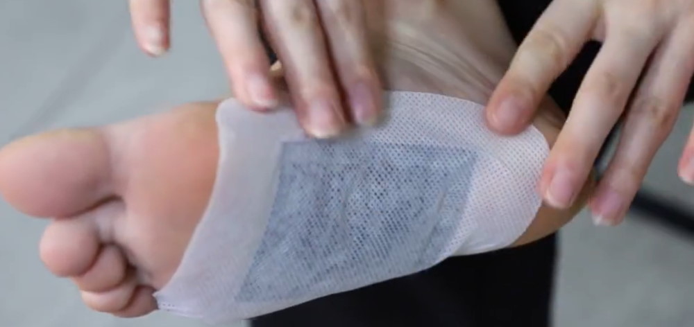 Lavender detox foot patch on foot image