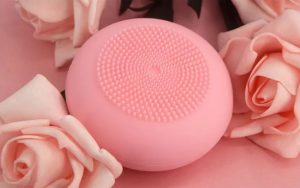 3 in 1 Silicone Facial Brush and Sonic Cleaner front view 